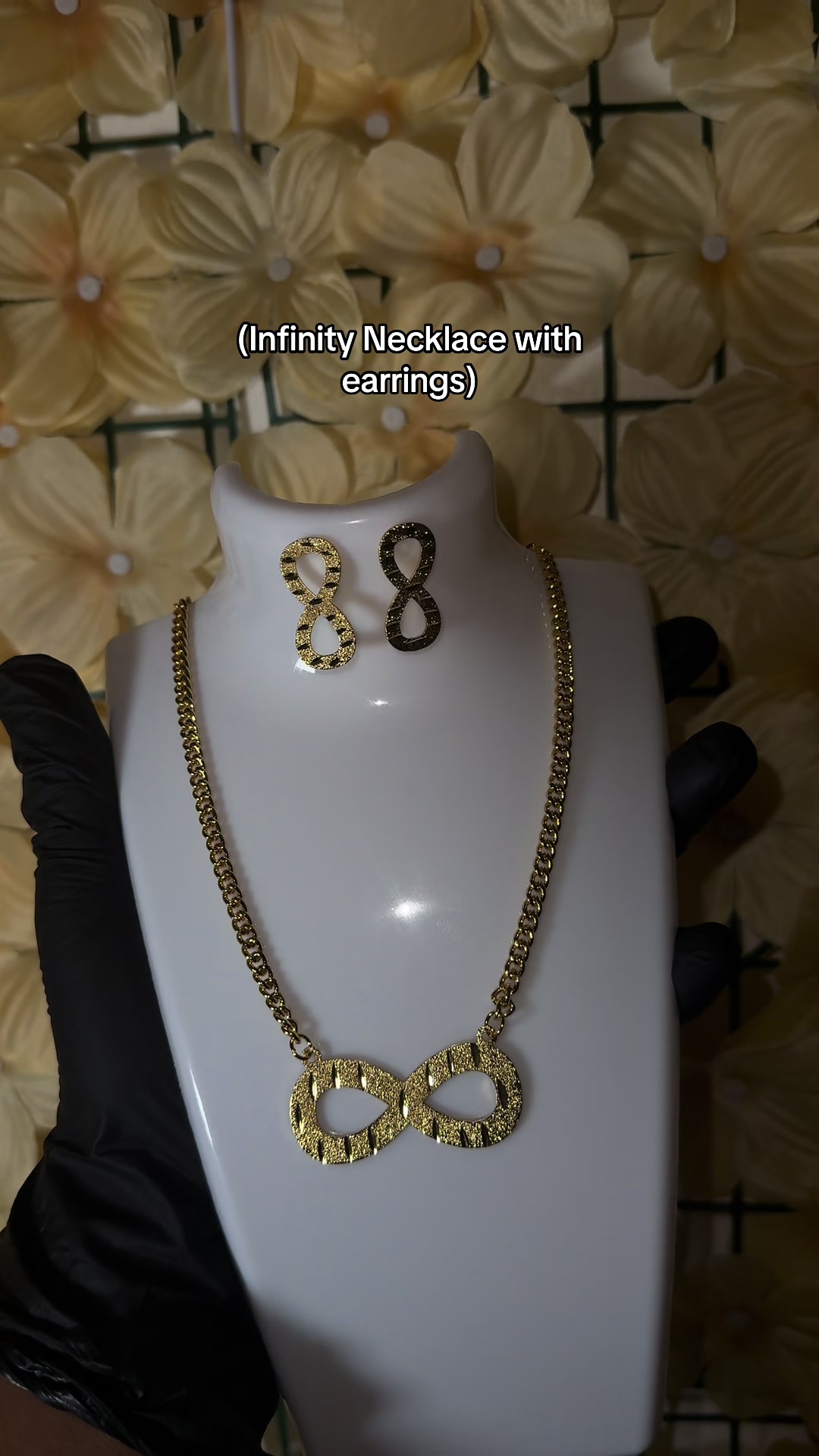 @U.K. Jewelleries & Wigs Vendor
