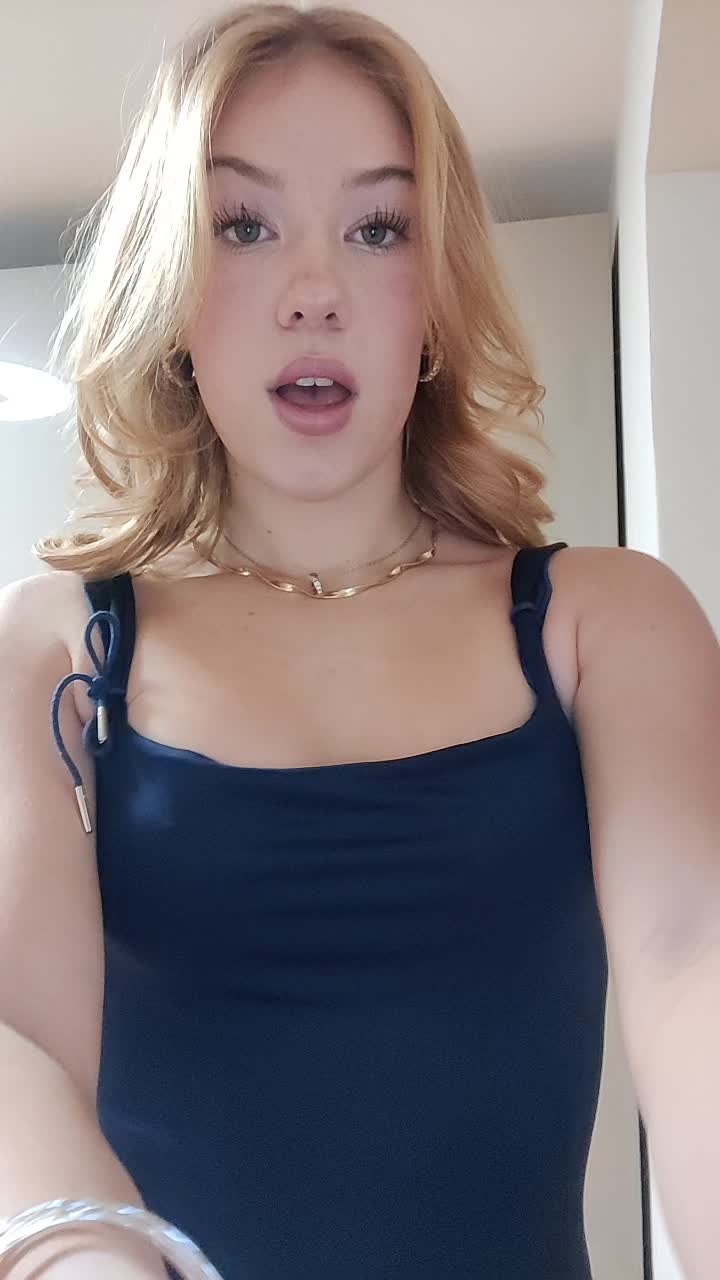 @Laura🥂💗