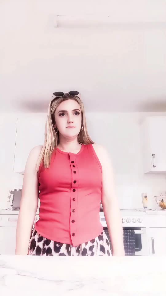 @Like mother,like daughter 🖤