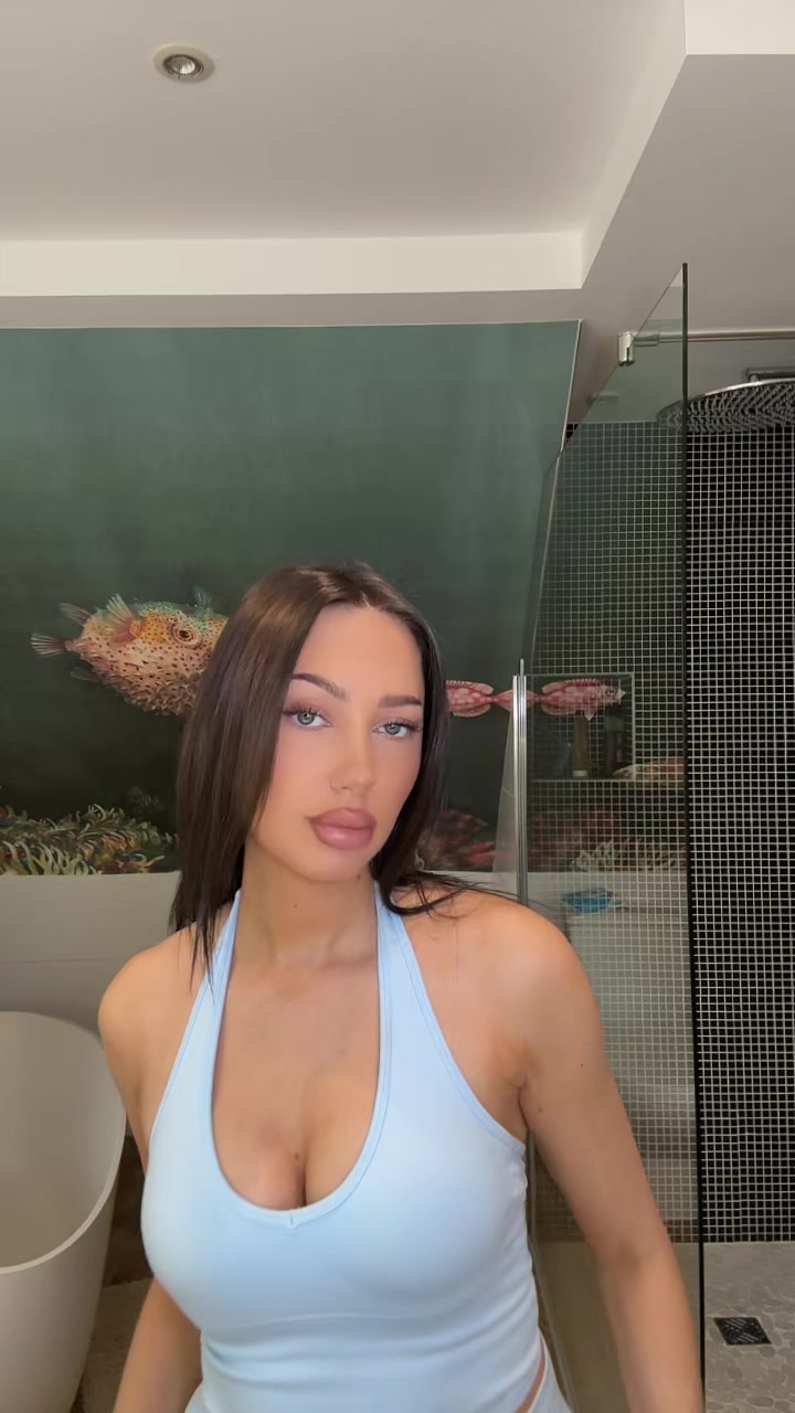 @Alycpzz