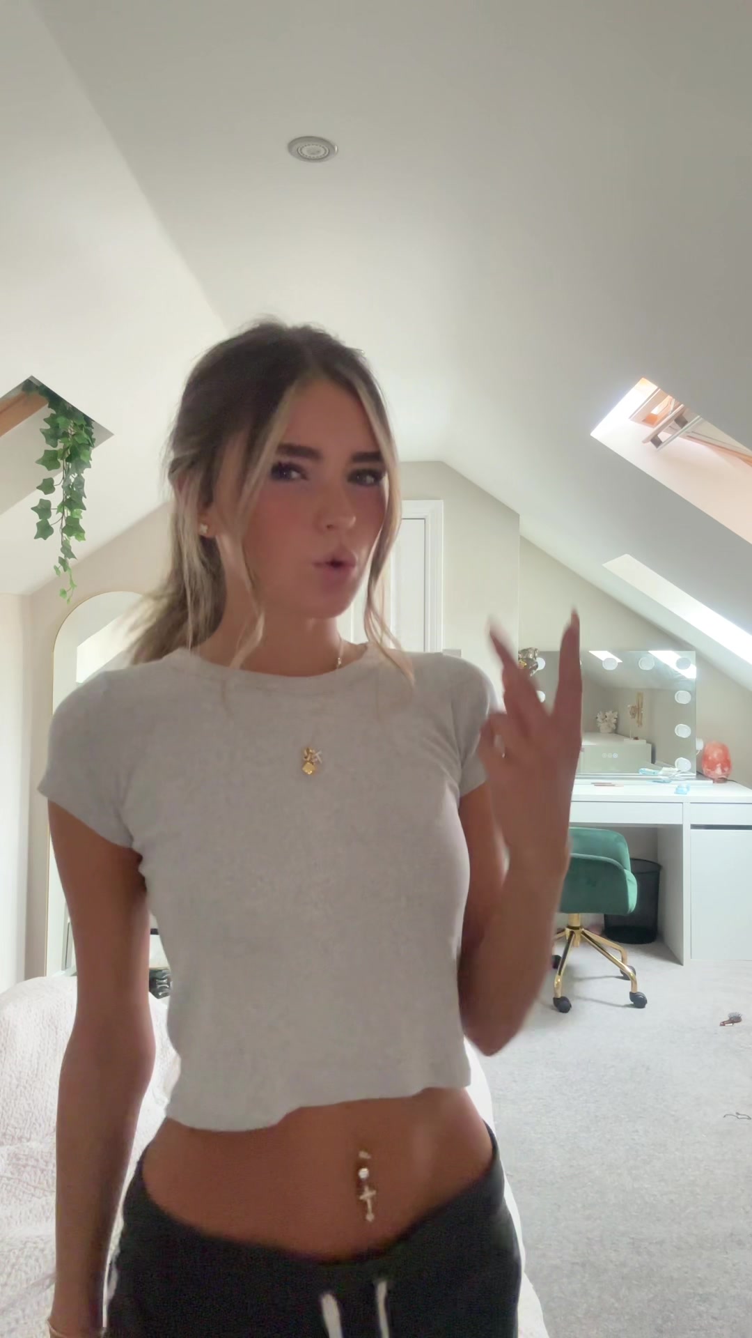 @mvlay