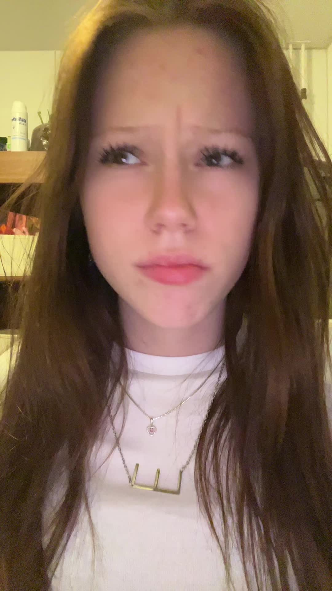 @𖣂︎