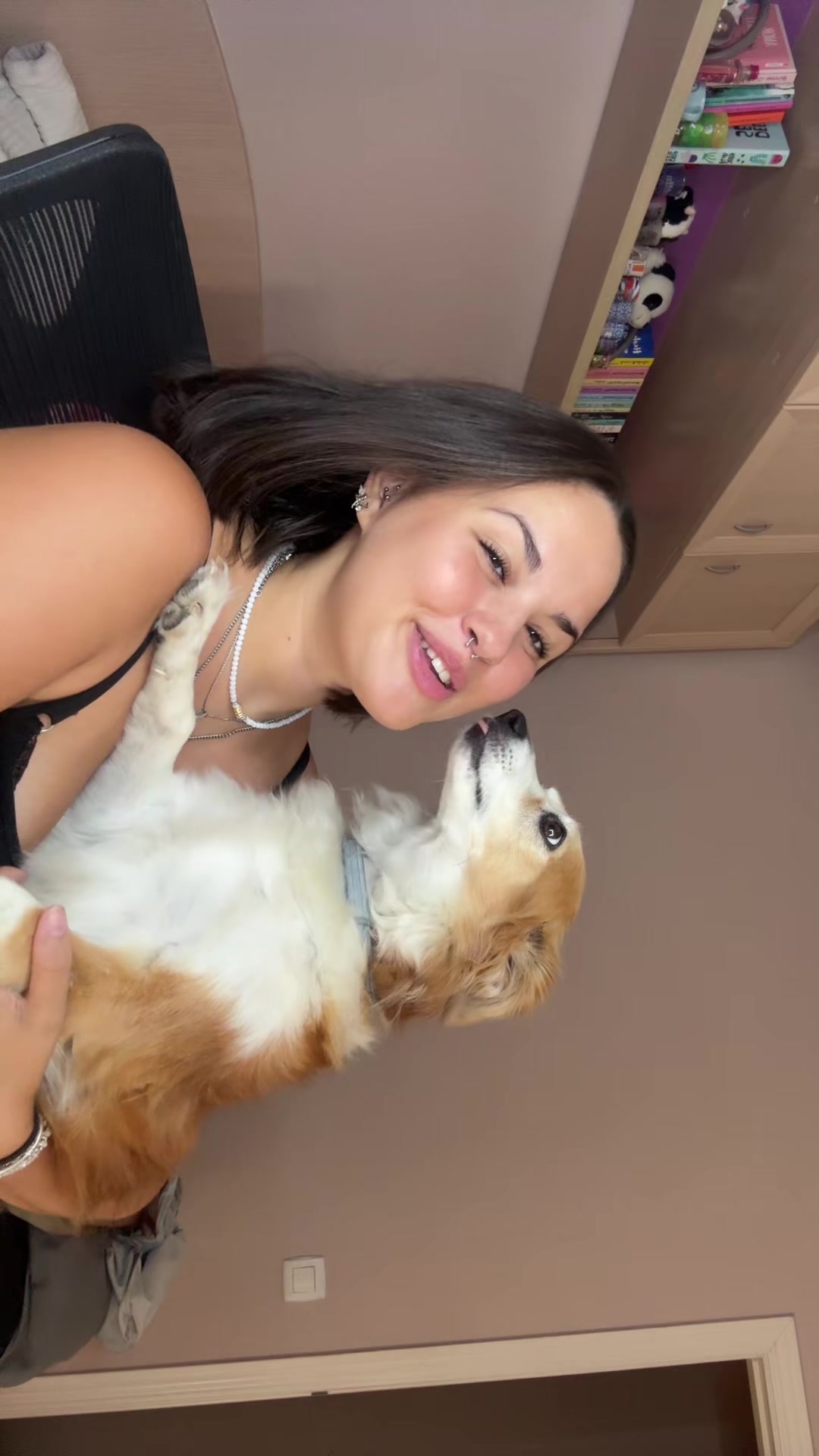 @neek🧡