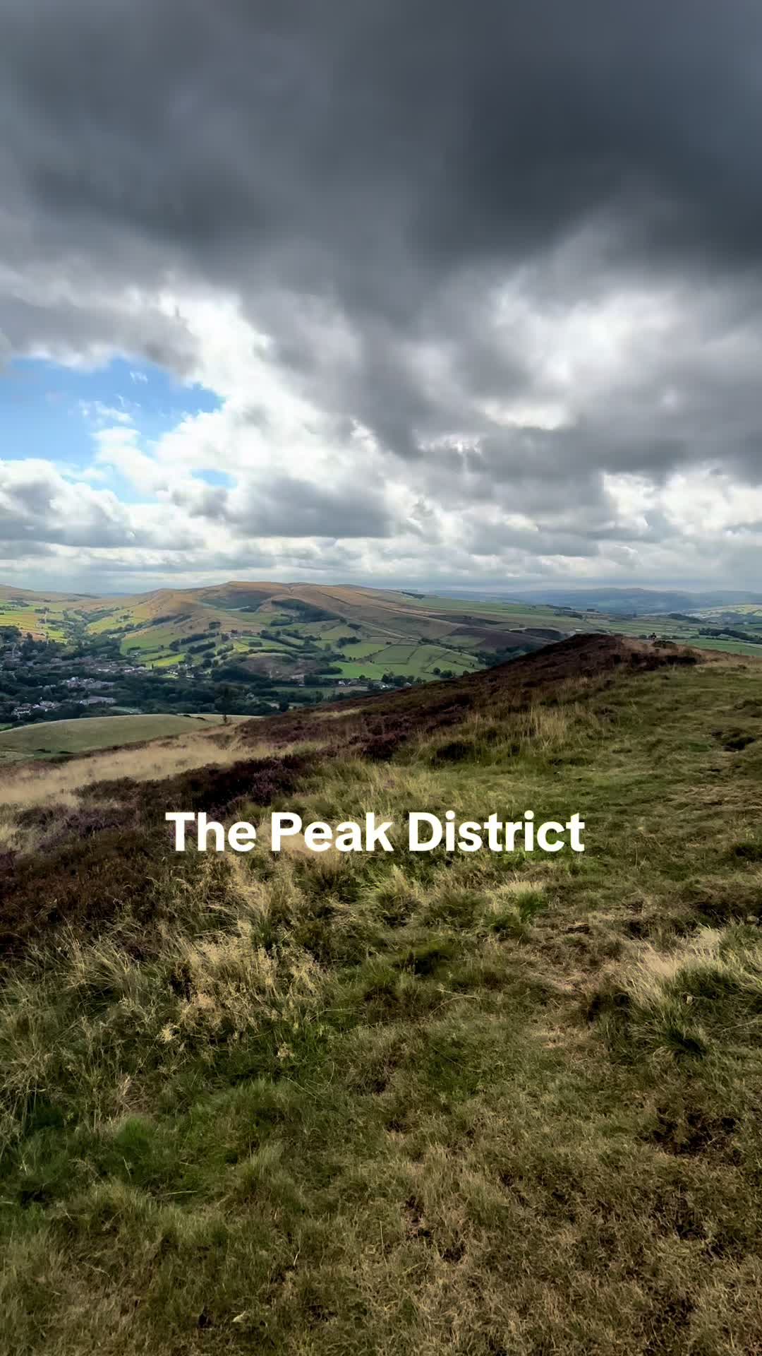 @AdamLinds - Hiking & Outdoors