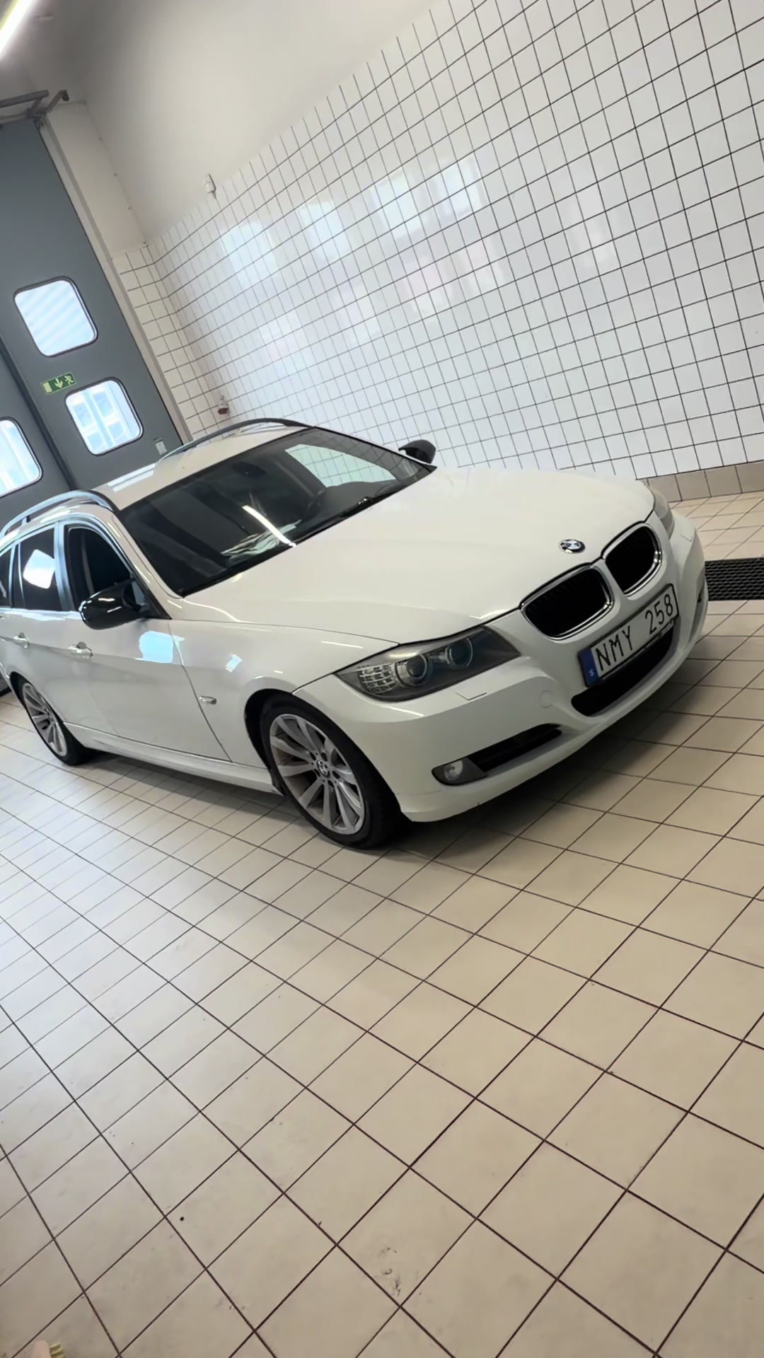 @𝓔𝓶𝓲𝓵𝓲𝓸🇽🇰🚗