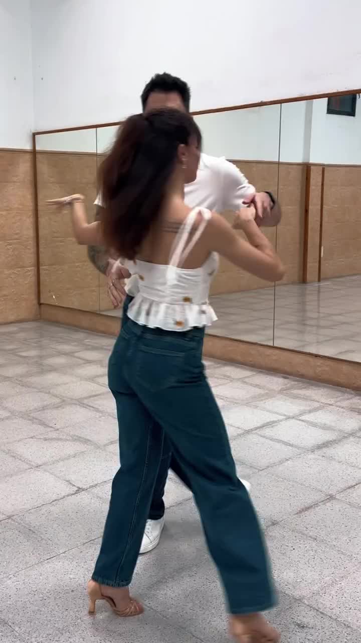 @vivelasalsauk