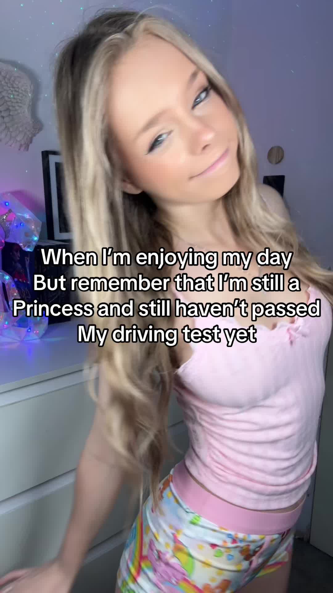 Tink159 (@tink159x) - Urlebird