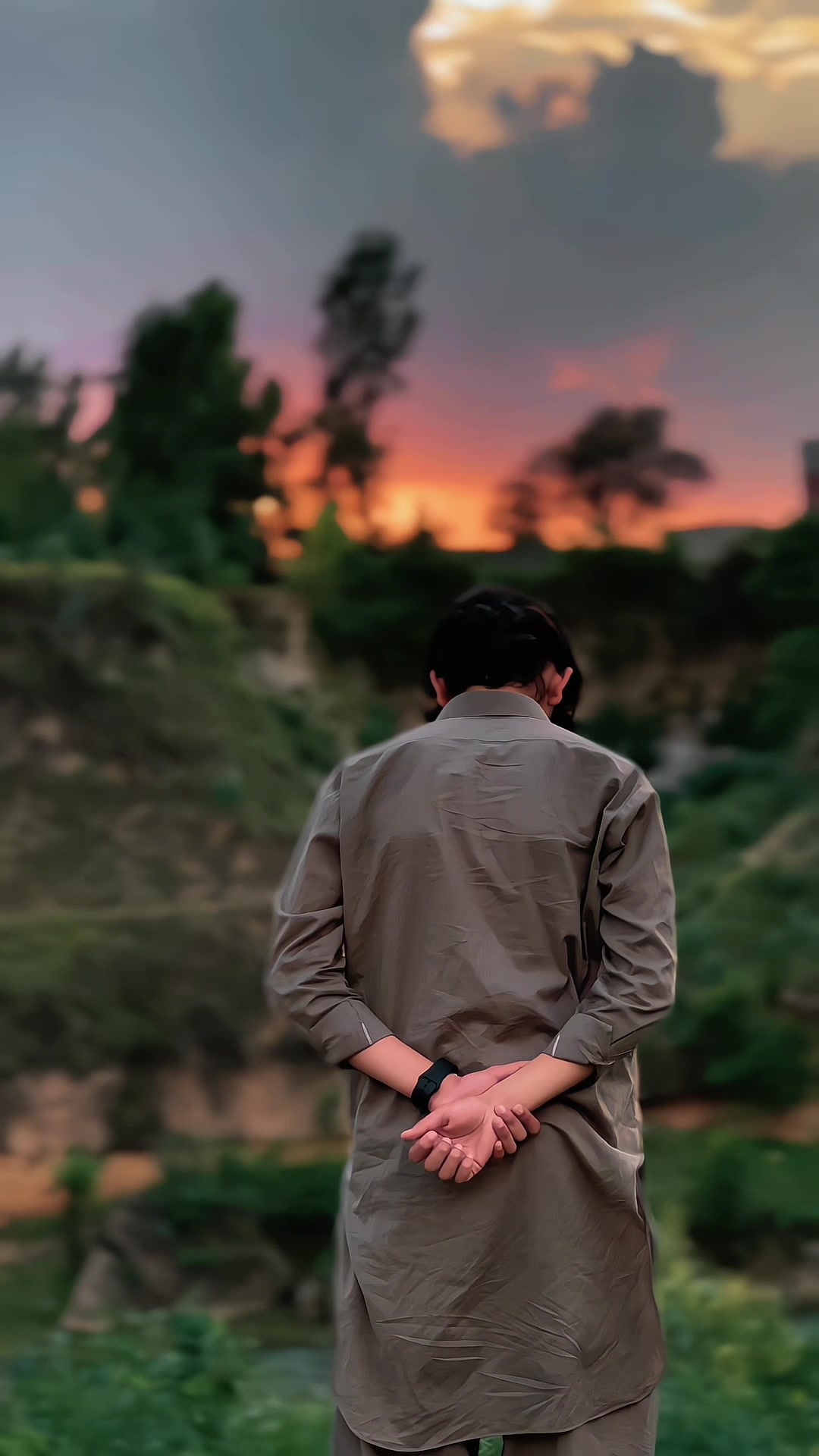 @• 𝙎 𝙃 𝘼 𝘽 𝙔 🪐