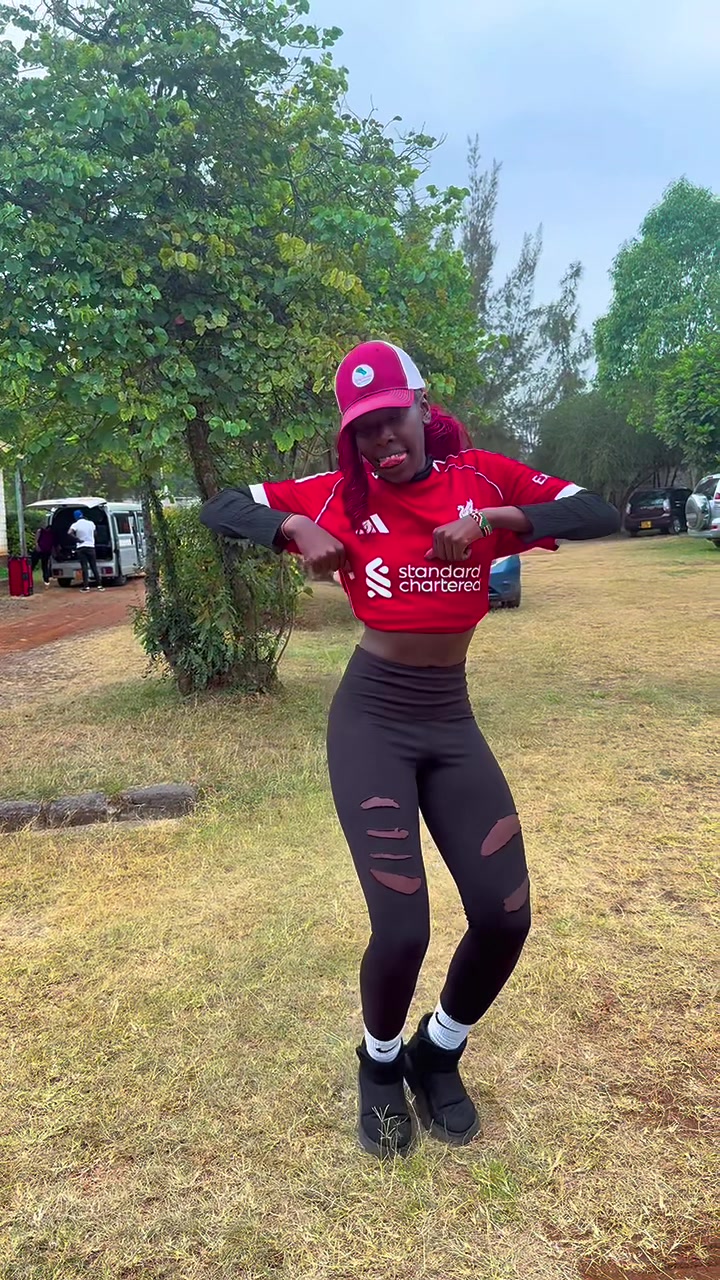 @CallmeEffie🇸🇳👑