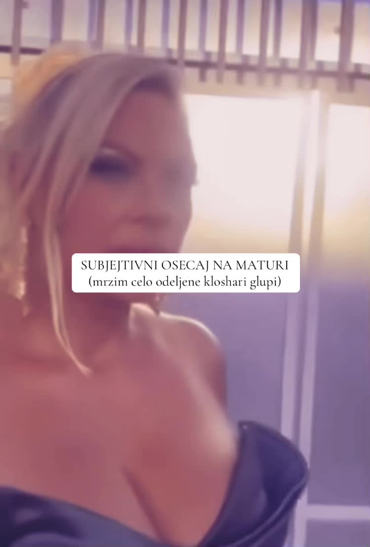 @&Scaron;izofrena&ensp;Lutkica