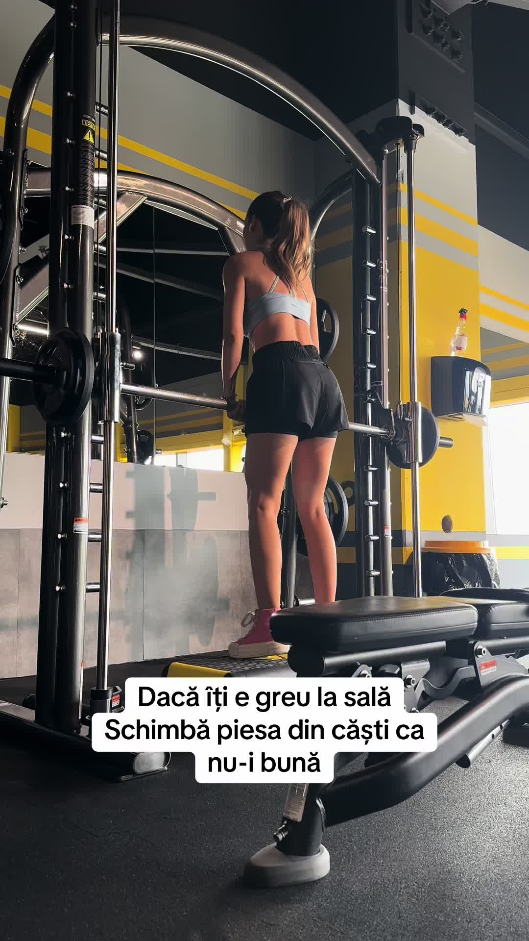 @Adela Luca