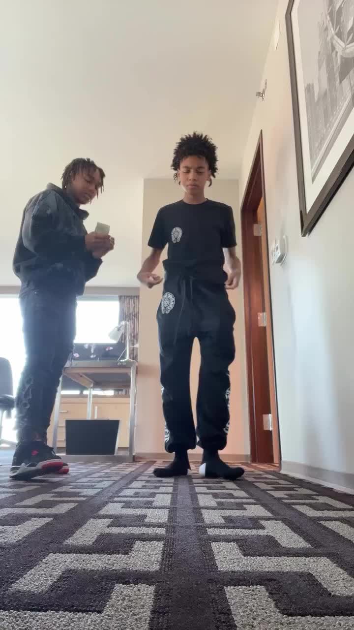 @Mari⚡️