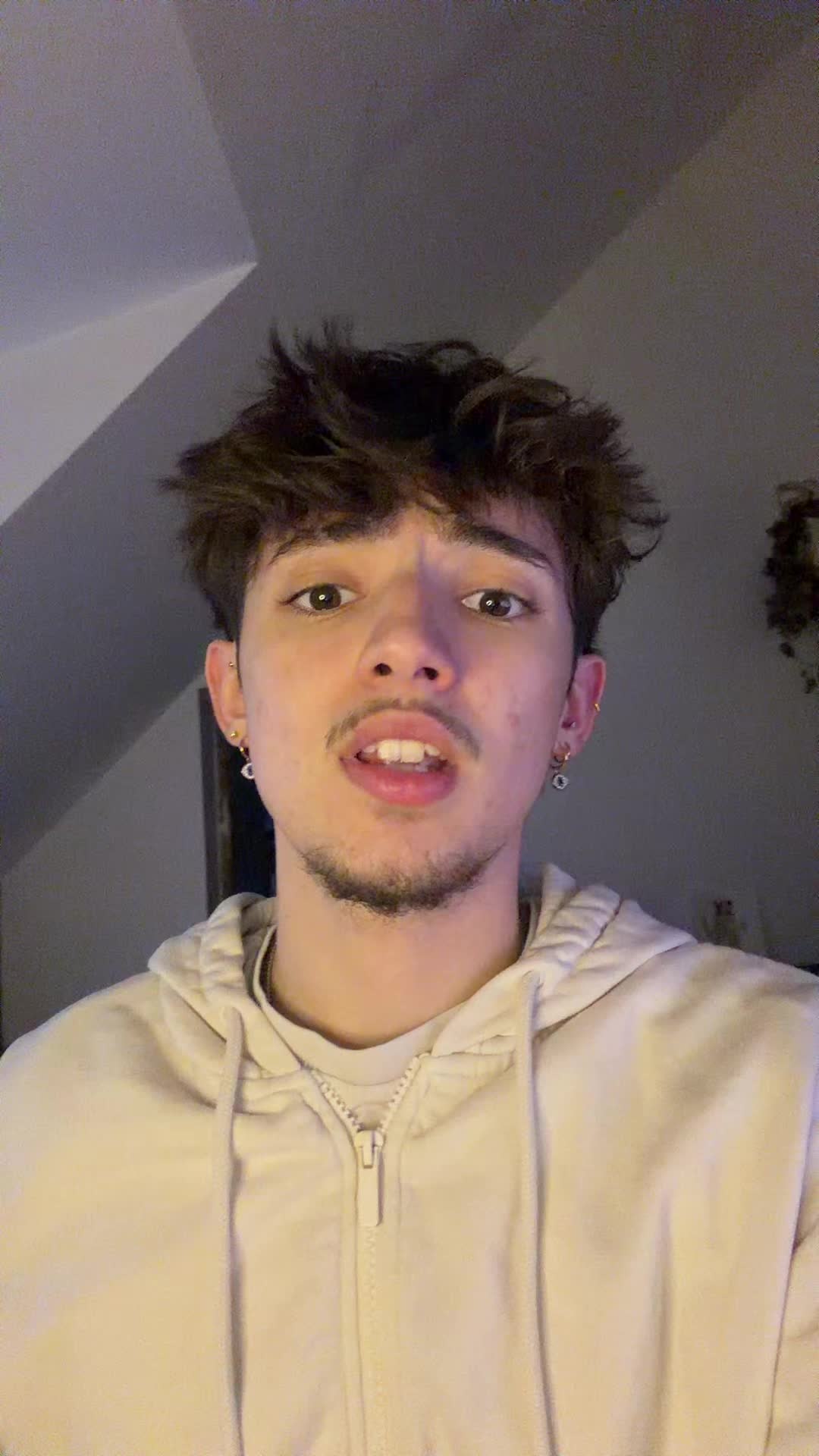 @Theo_l296