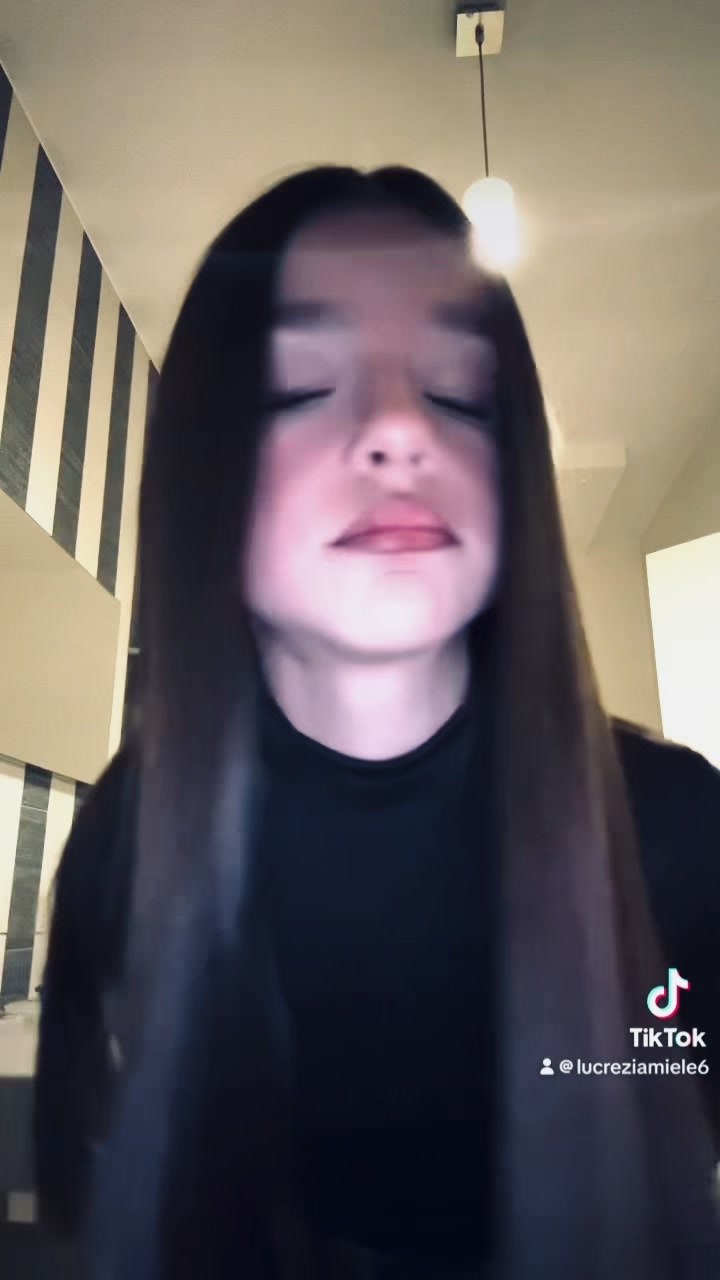 @𝓵𝓾𝓾