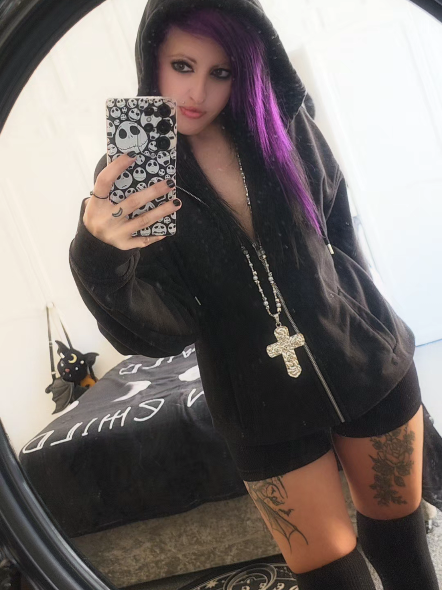 @🦇🍁LJxXemo🍁🦇