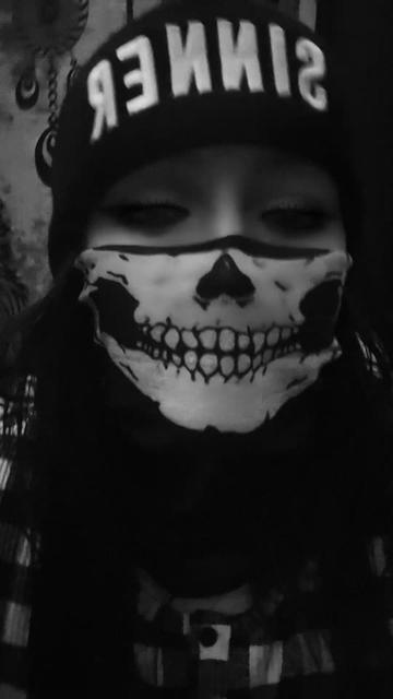 @Raven🖤
