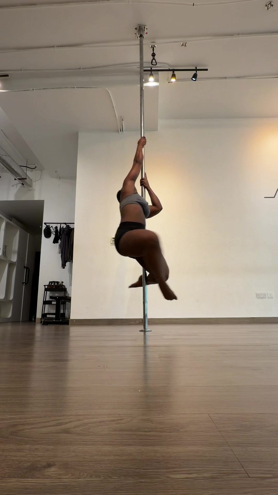 @Jenny Jaiye | Fitness and Pole