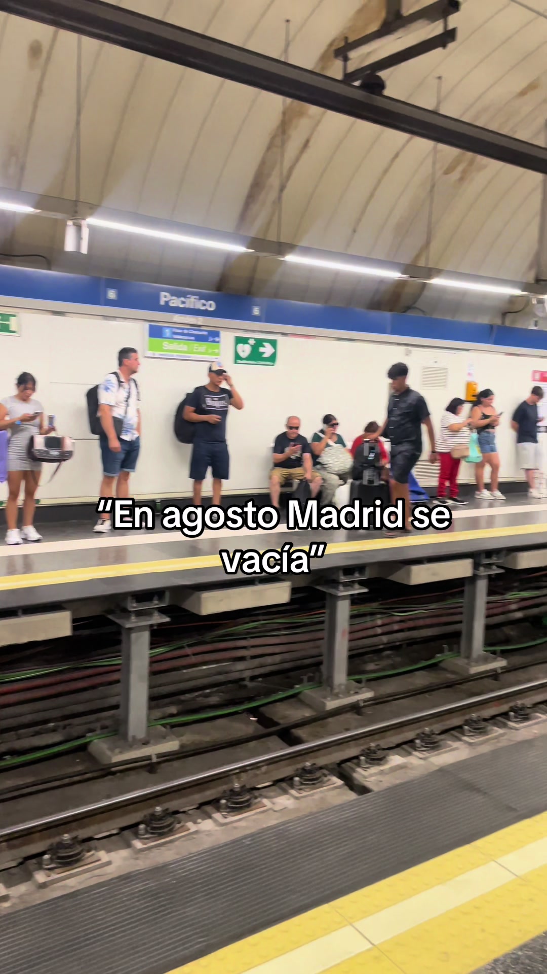 @María