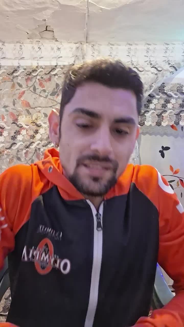 @omul cu povesti de groaza