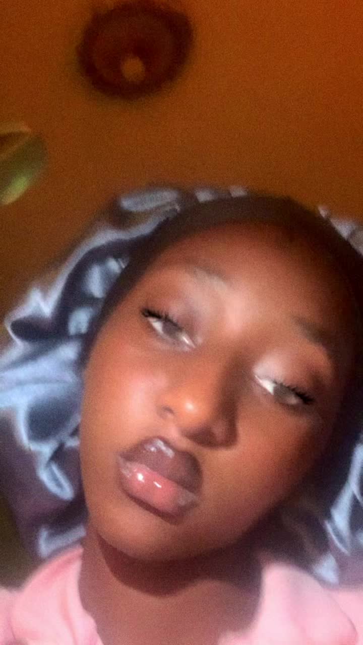 @Miss Tk