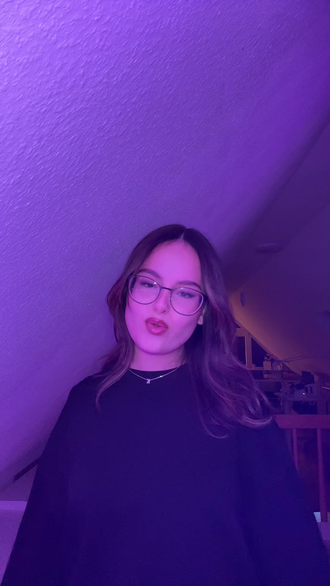 @𝑨 𝑼 𝑹 𝑶 𝑹 𝑨
