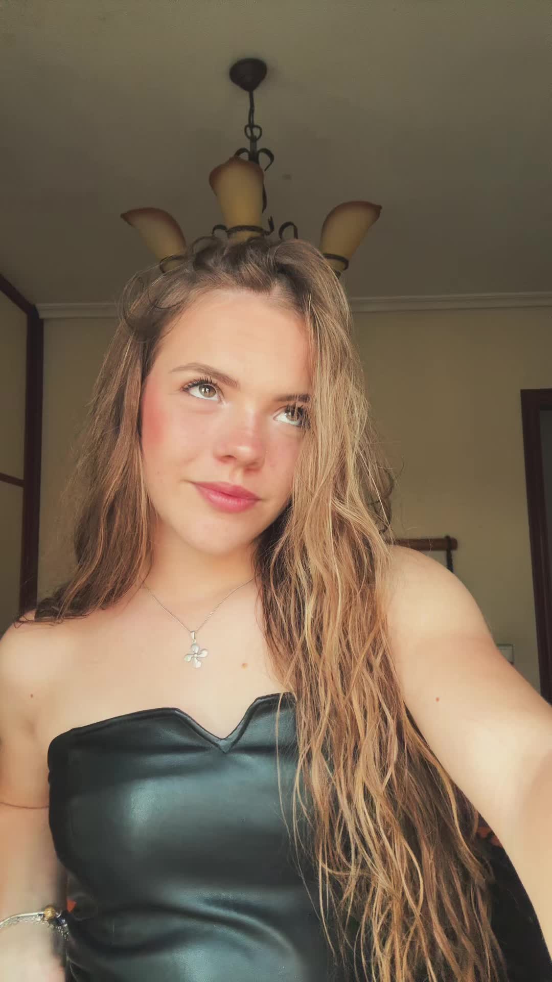 @Ainara