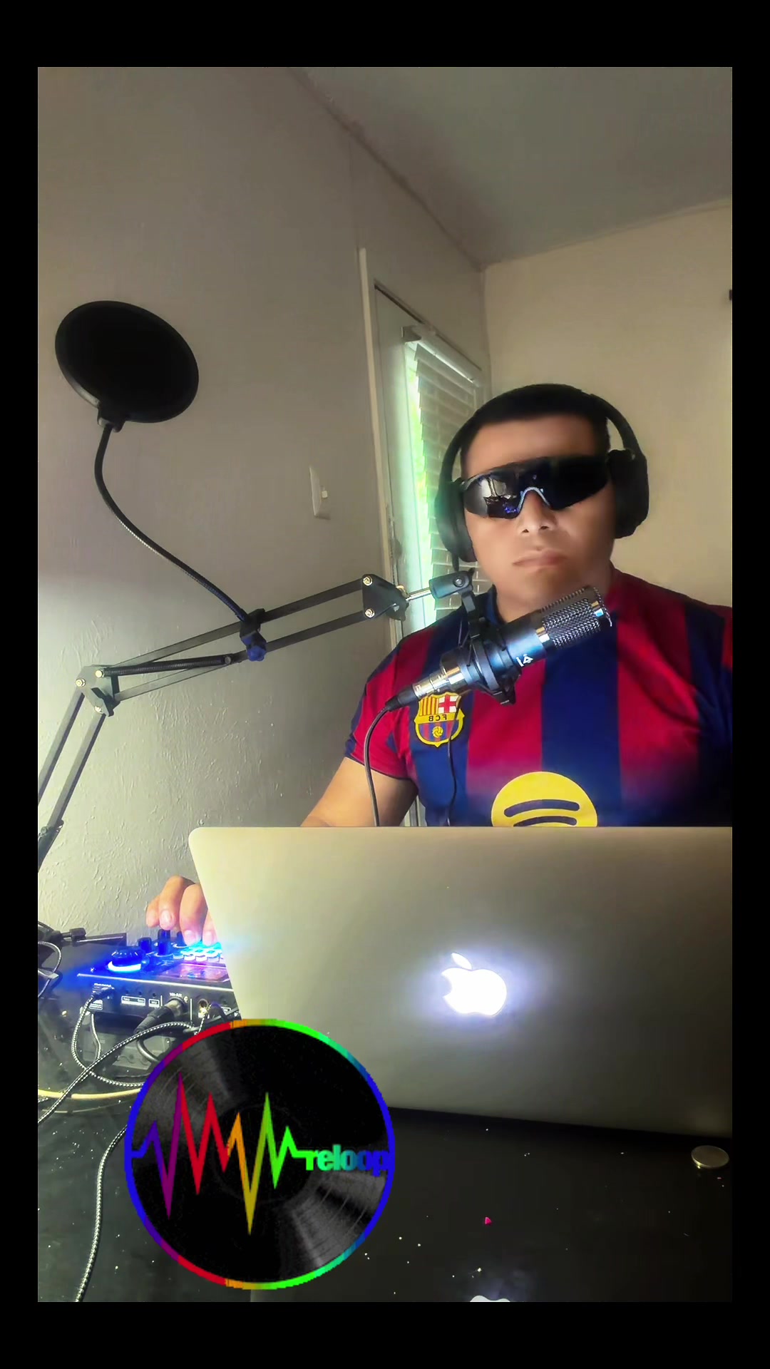 @René/Gonzalez. 💽Dj 🎤Like