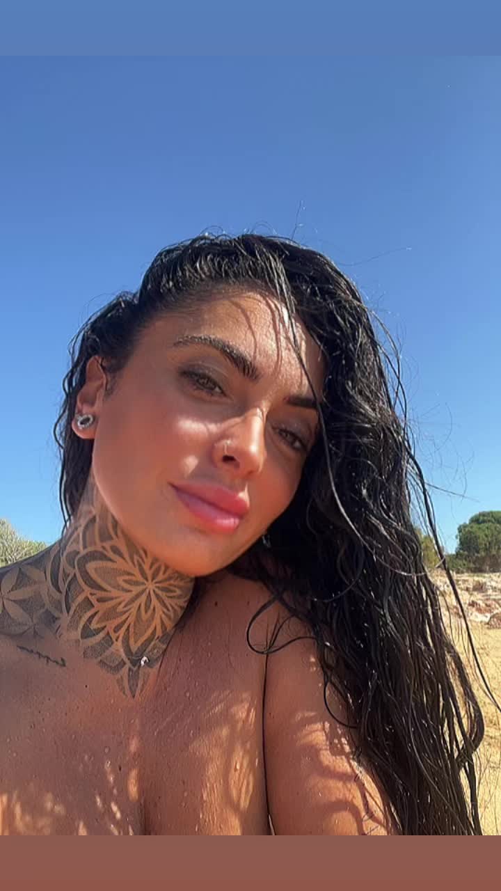 @𝒮 𝒶 𝓇 𝒶✨