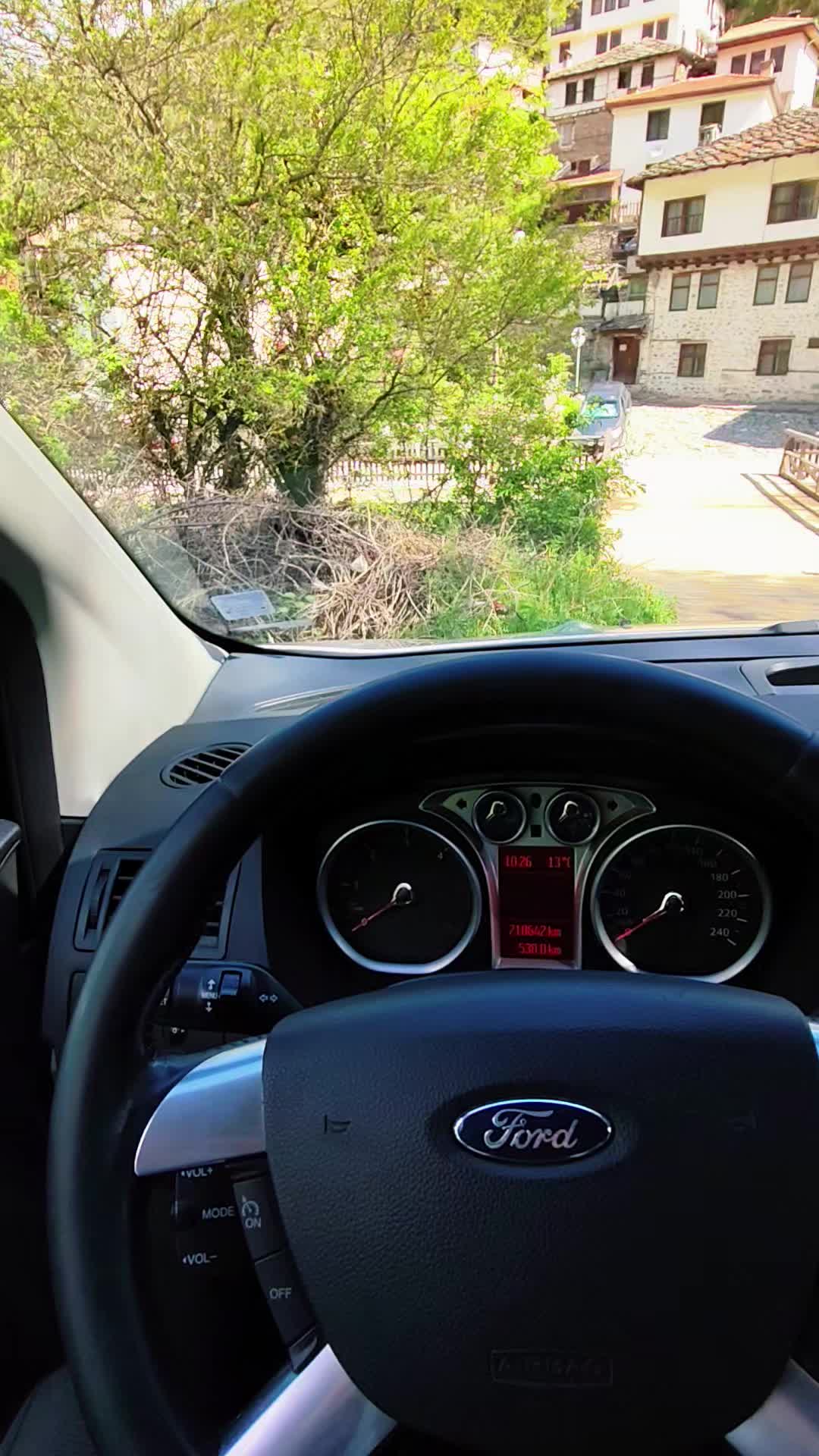 @Стоян 🇧🇬