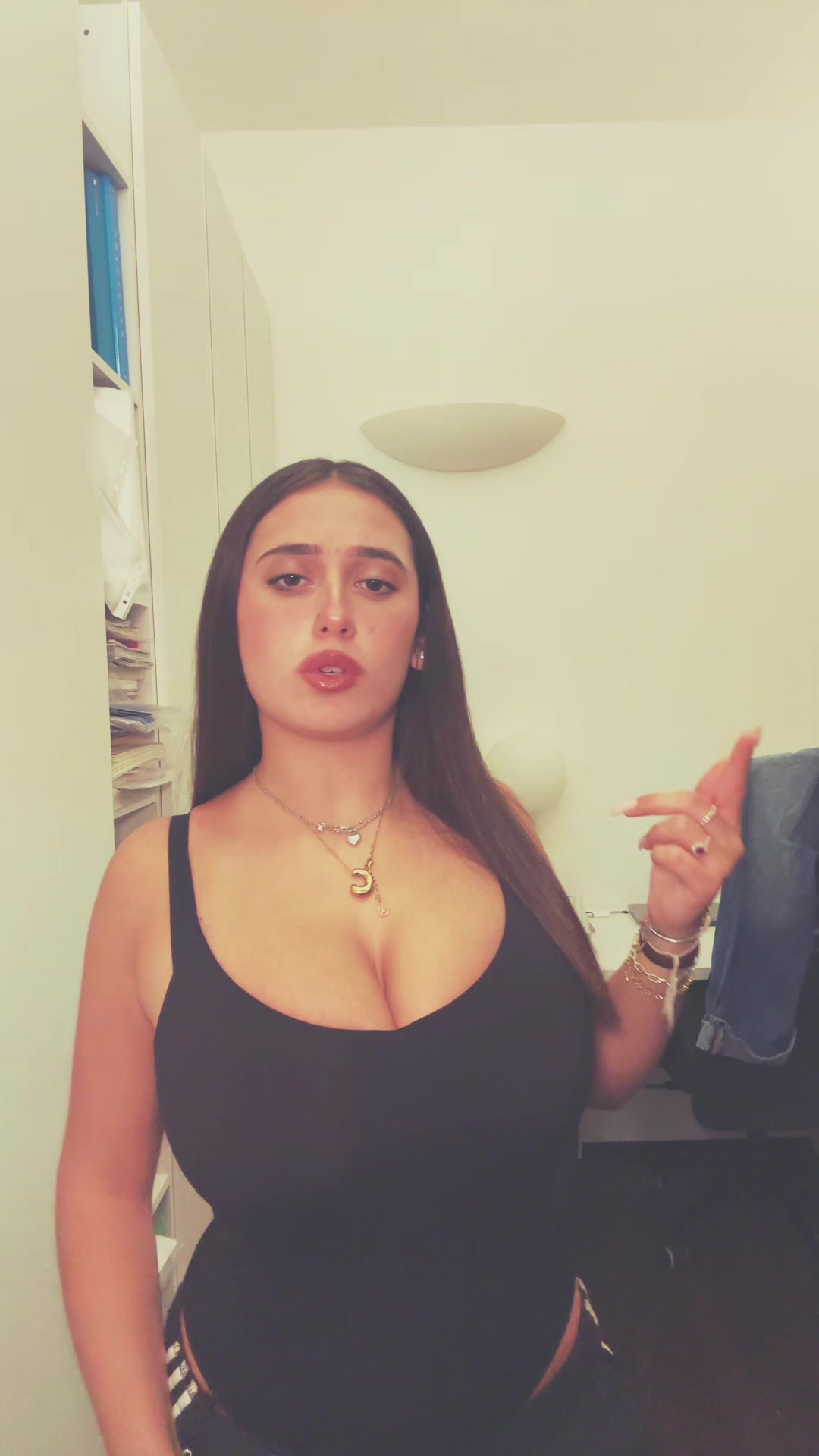 @chloecarnevaletti