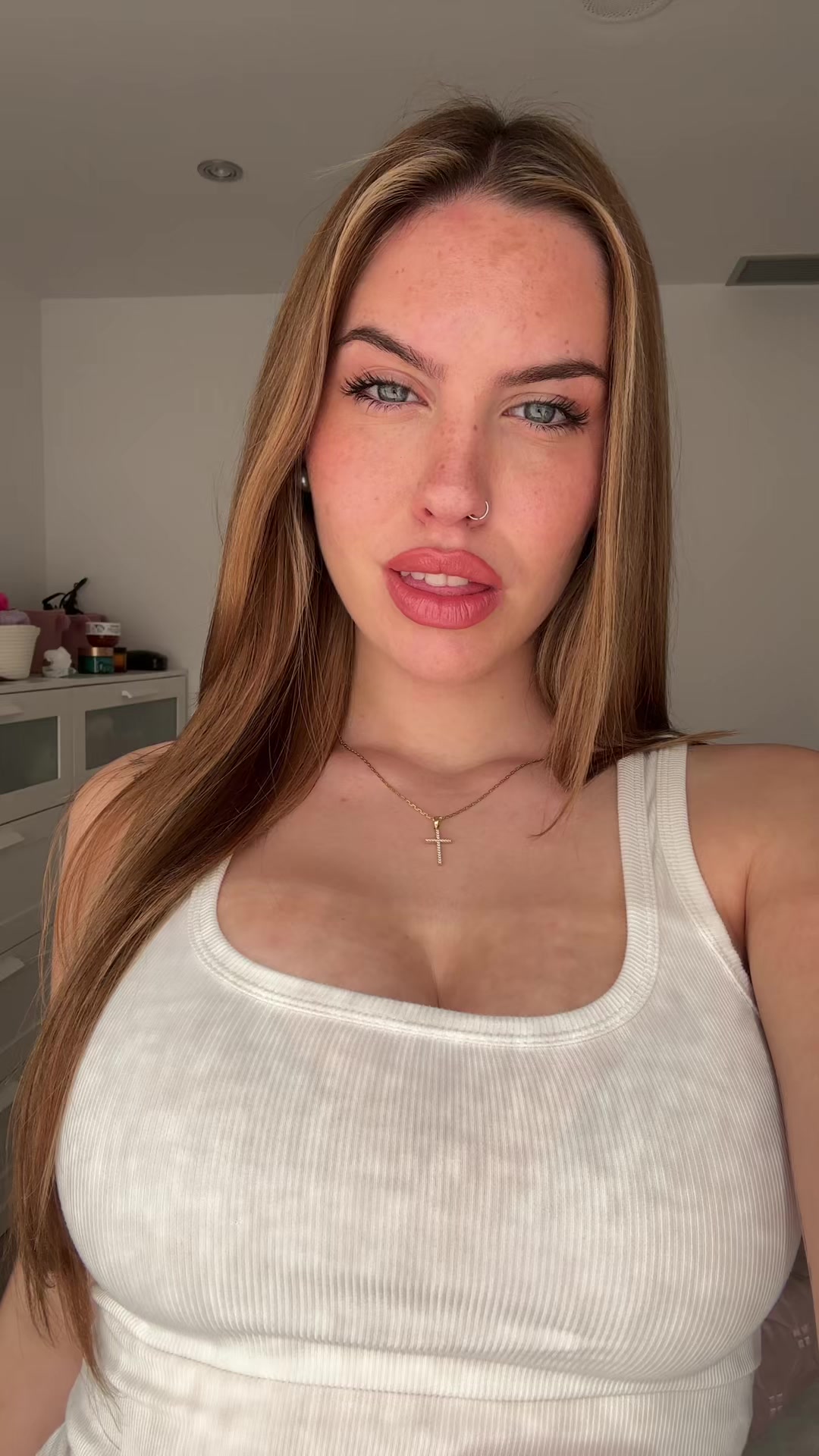 @Julss