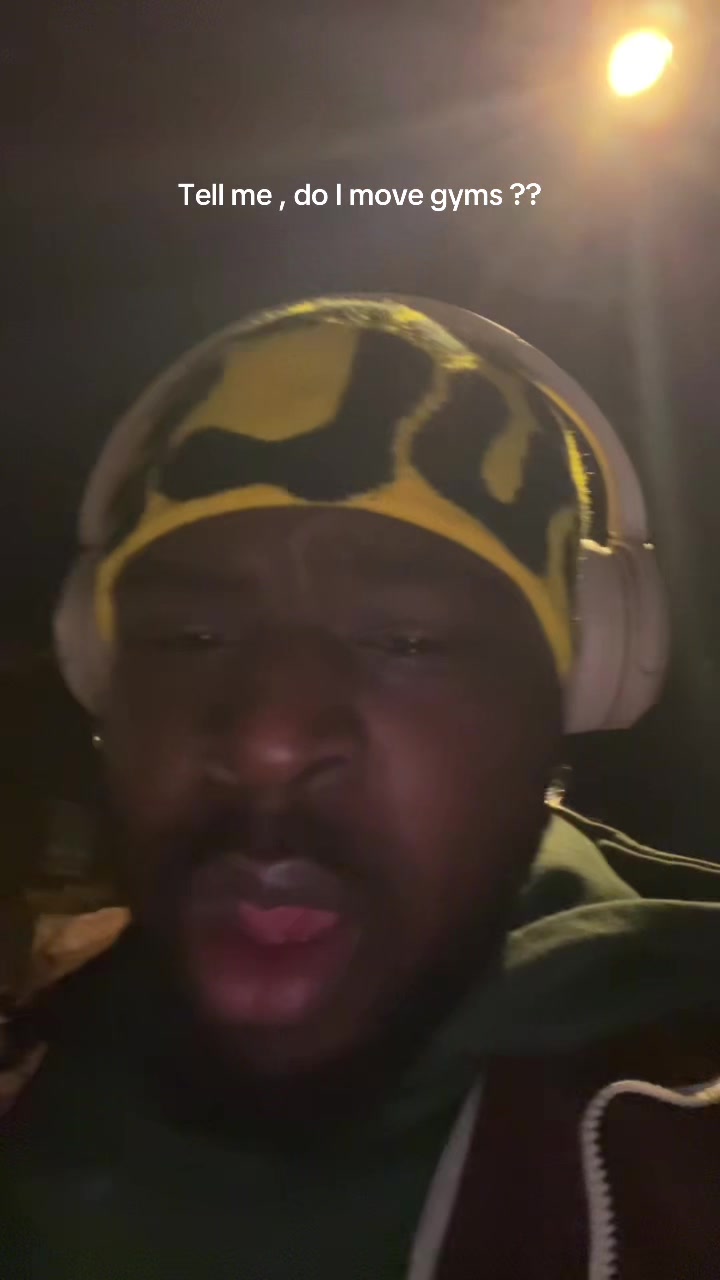 @burukuomoba