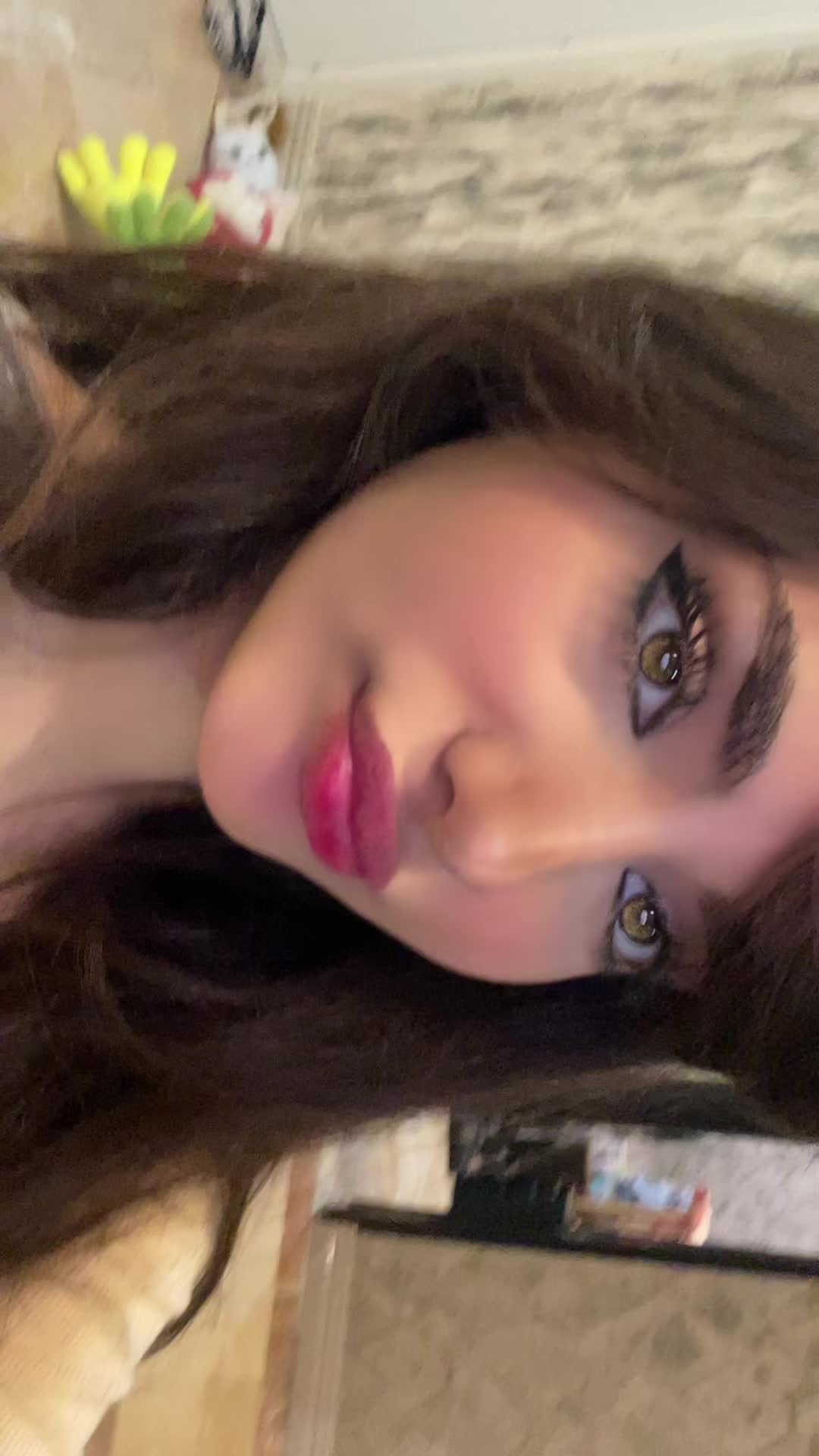 @nazlitologar