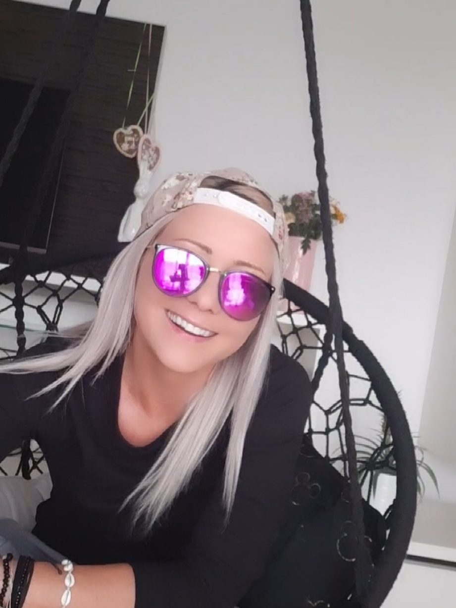 @Eva