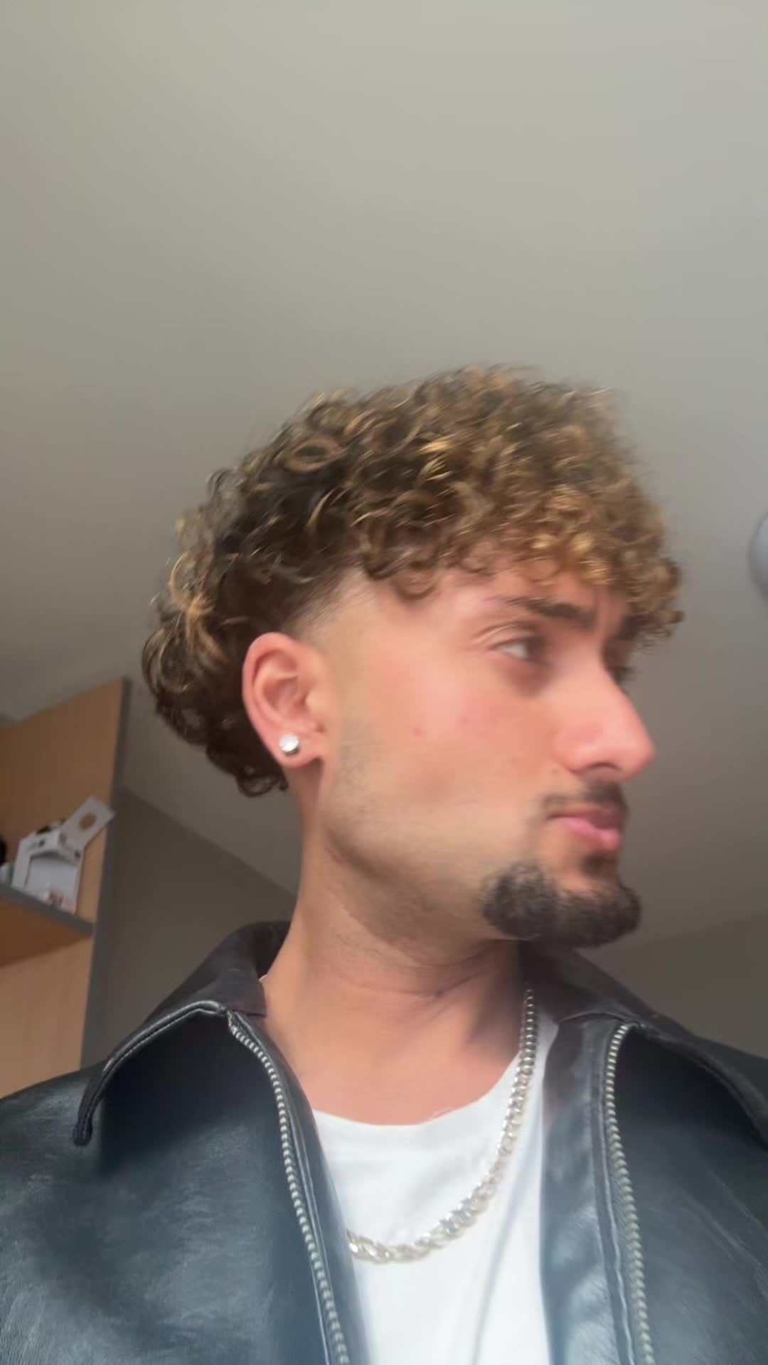 @R
