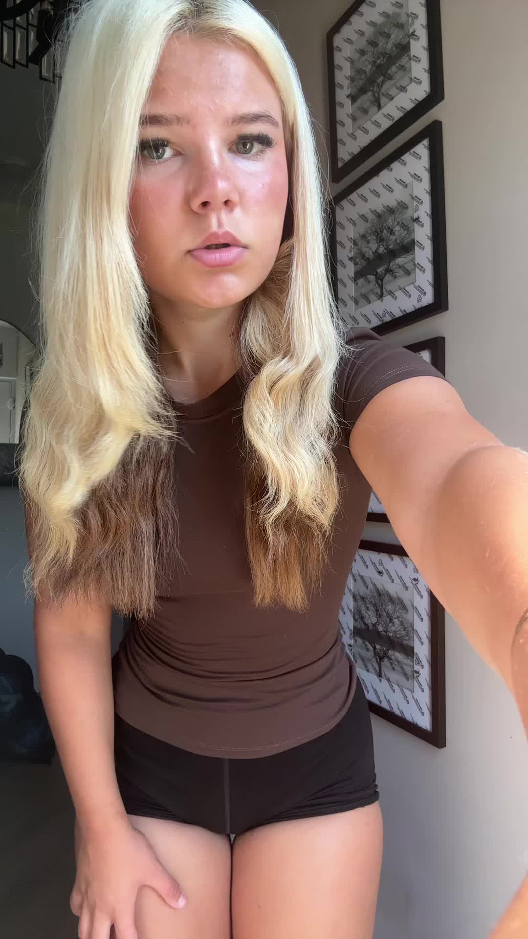 @laceylivex1