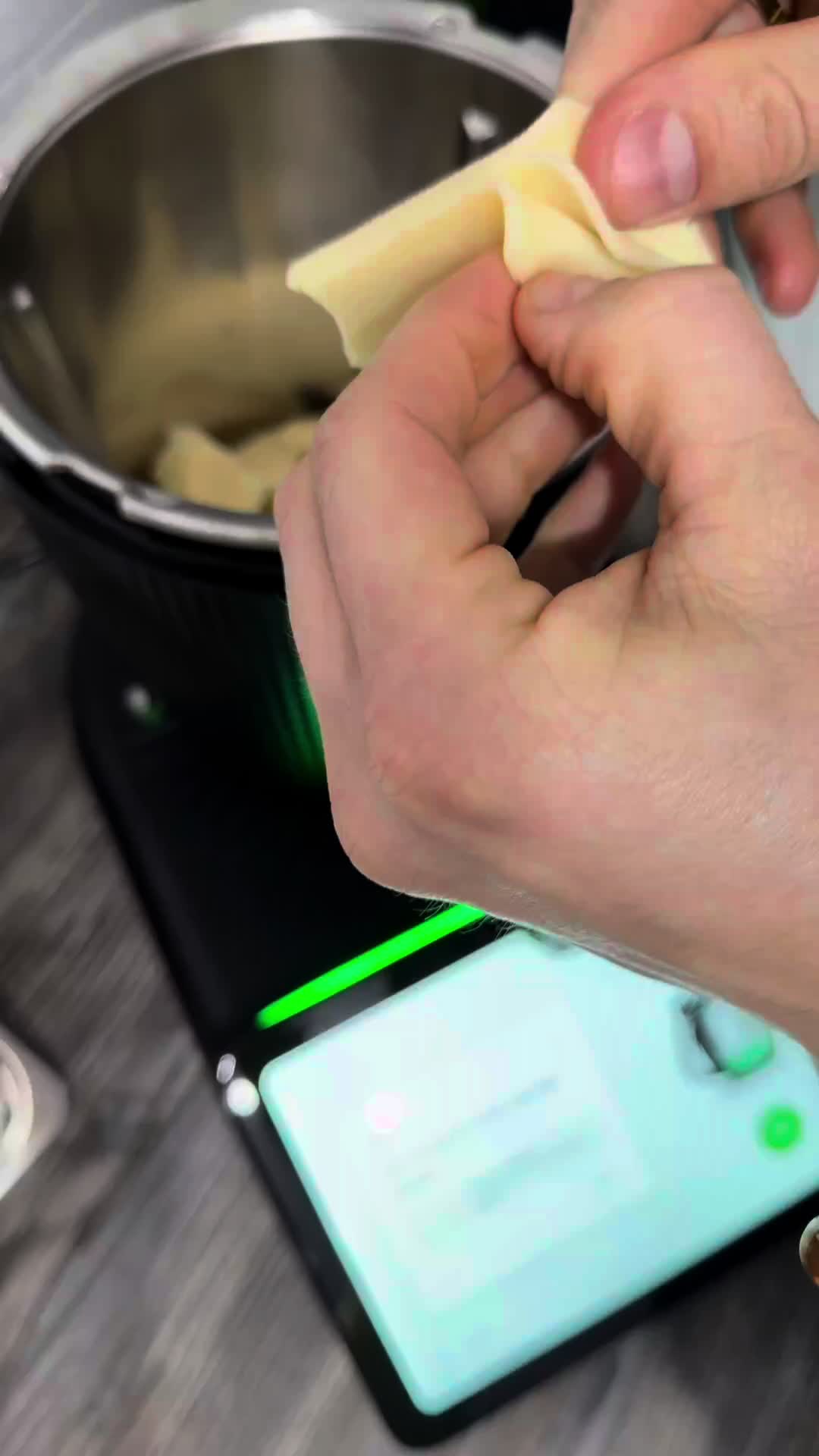 @Sebastian Thermomix UK