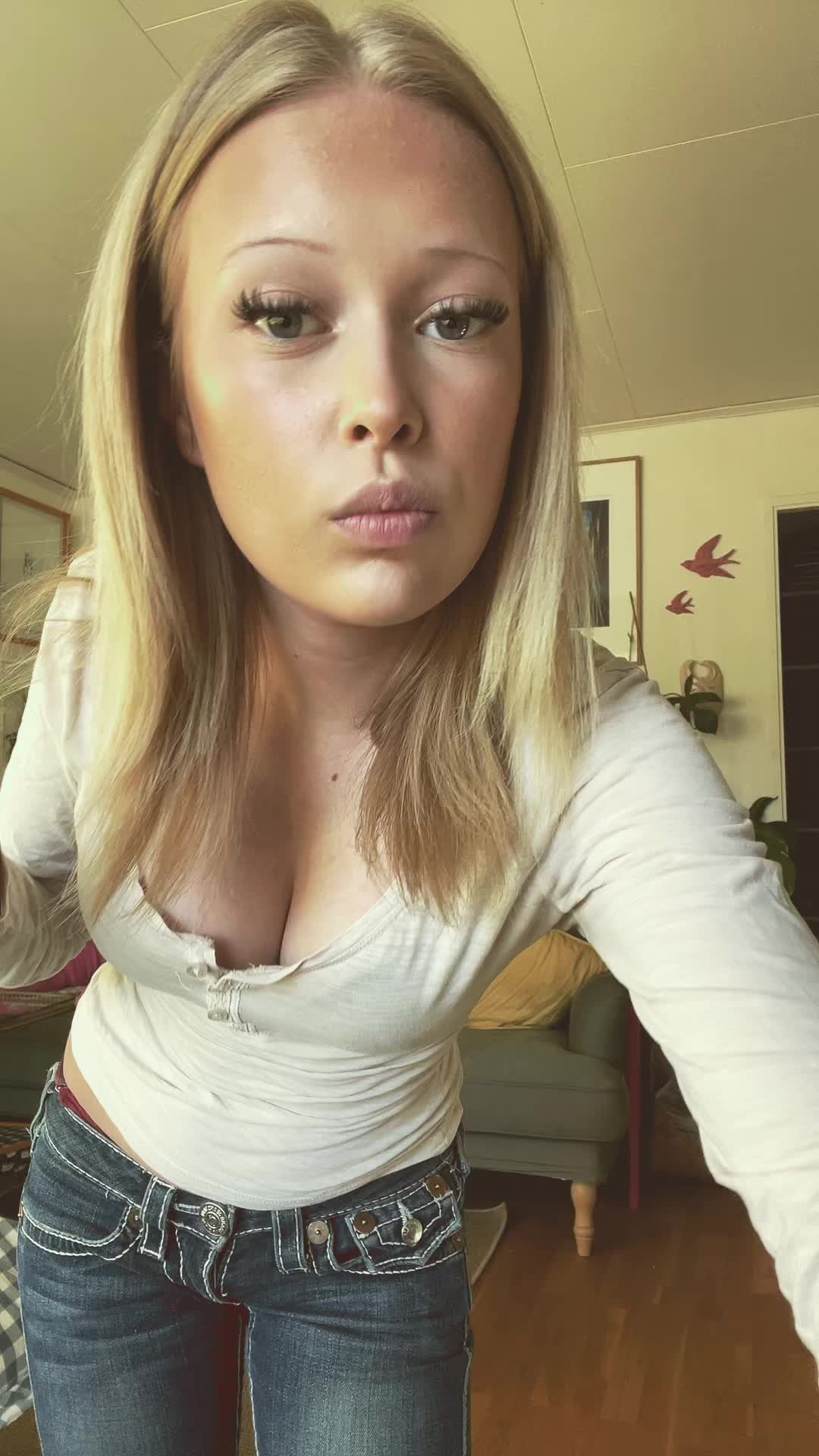 @𝓛𝓲𝓵𝓵𝔂𝓴𝓪𝓻𝓼𝓲𝓷𝓰𝓮𝓻🌸