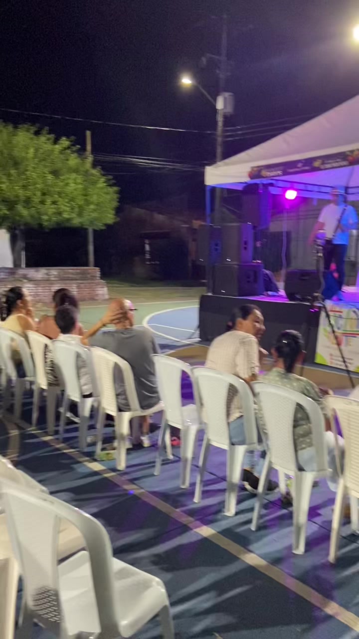 @El poloshow trovador 🍍