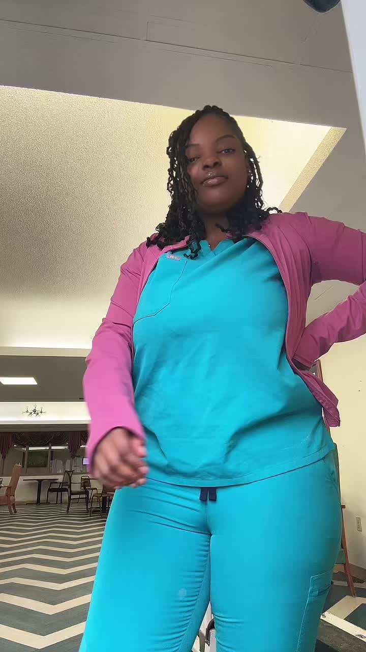 @CinQuona