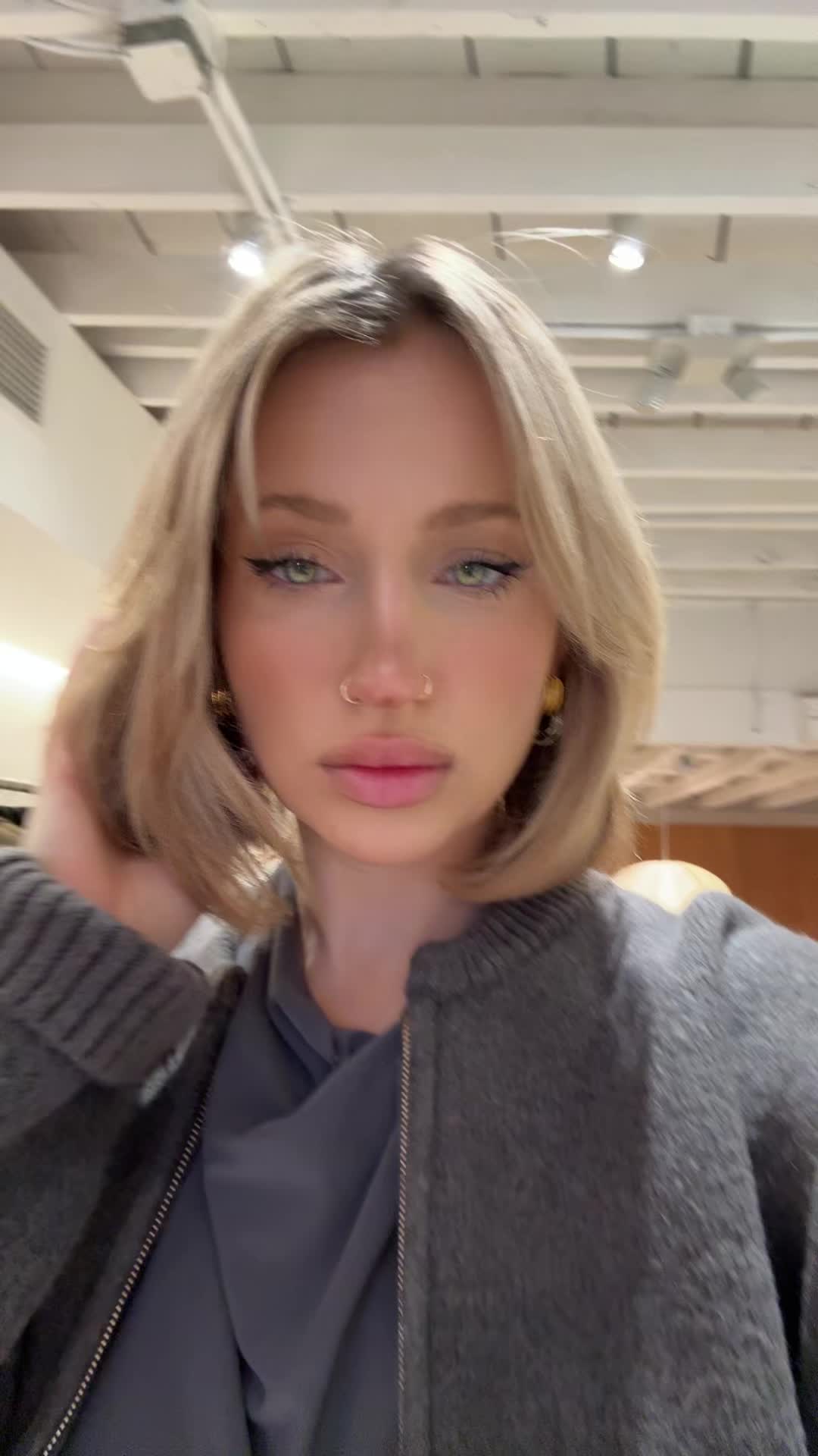 @Nika222