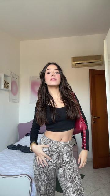 @Sabrina