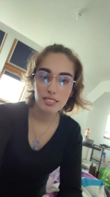 @anais
