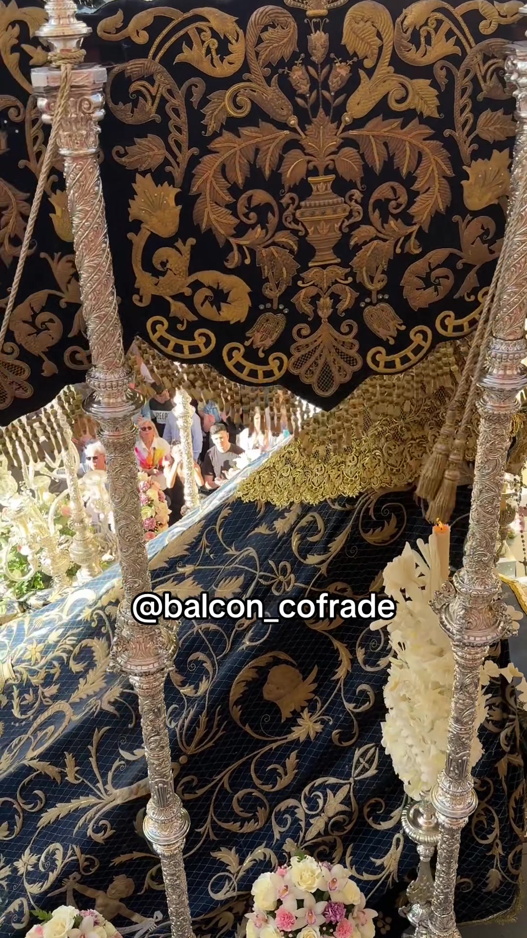 @Balcon_cofrade