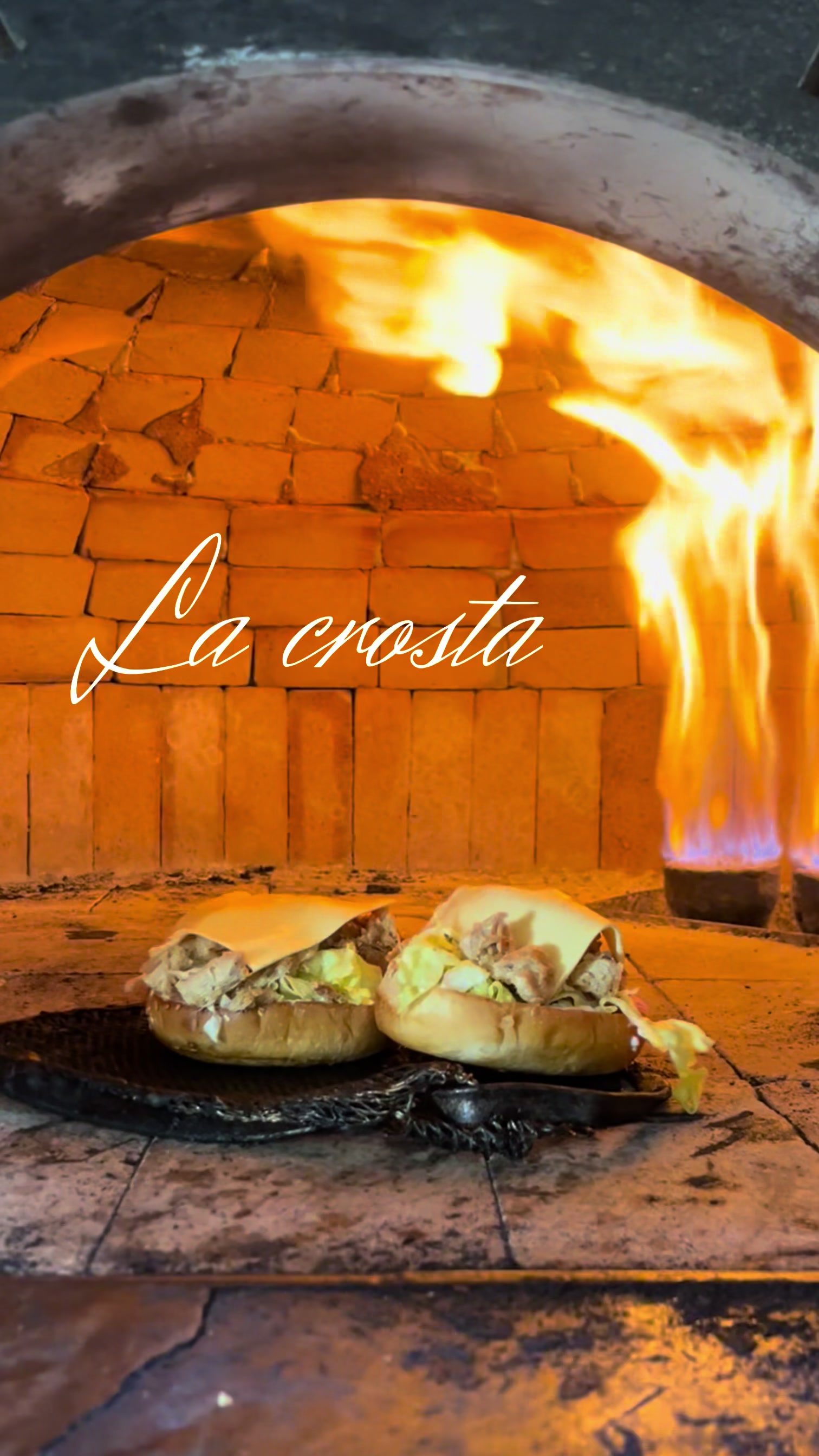 @Lacrosta_pizzeria