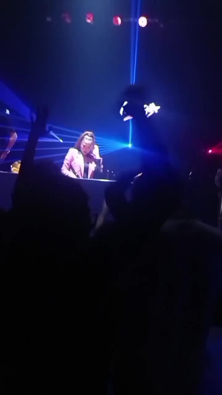 @Dj paradiso