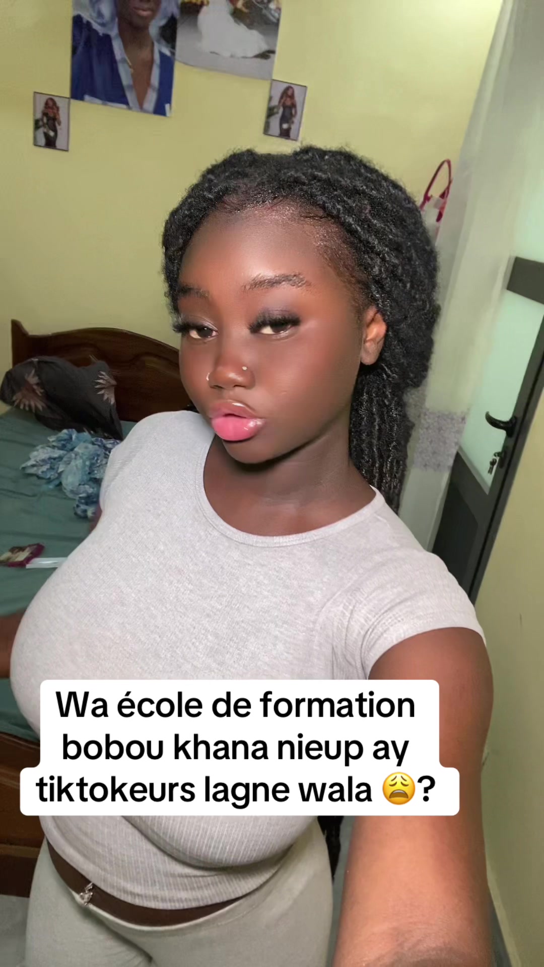 @𝓗𝓪ï𝓬𝓱𝓪🌸𝓡𝓸𝔂𝓪𝓵𝓮👑