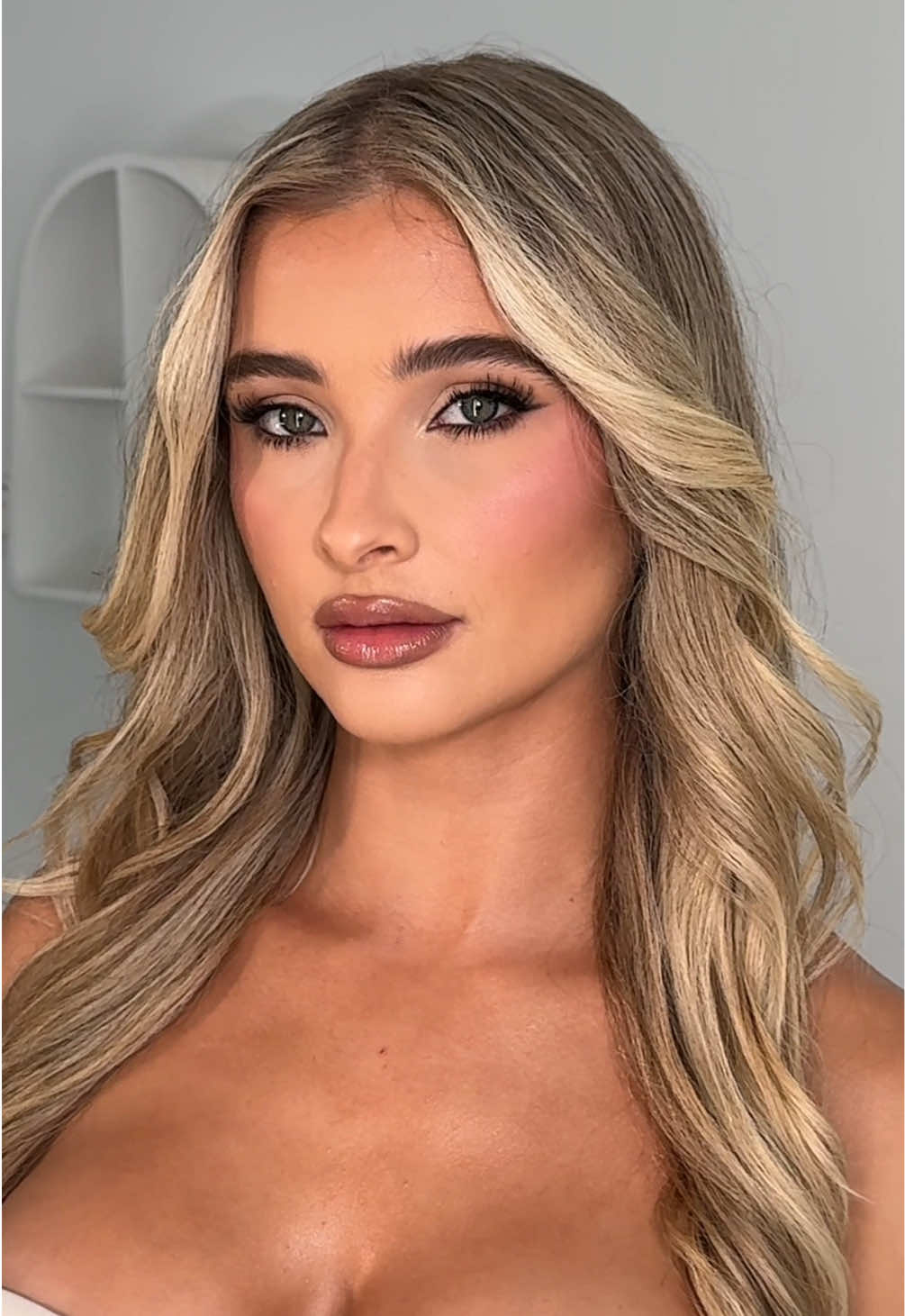 @Makeupbysuziie