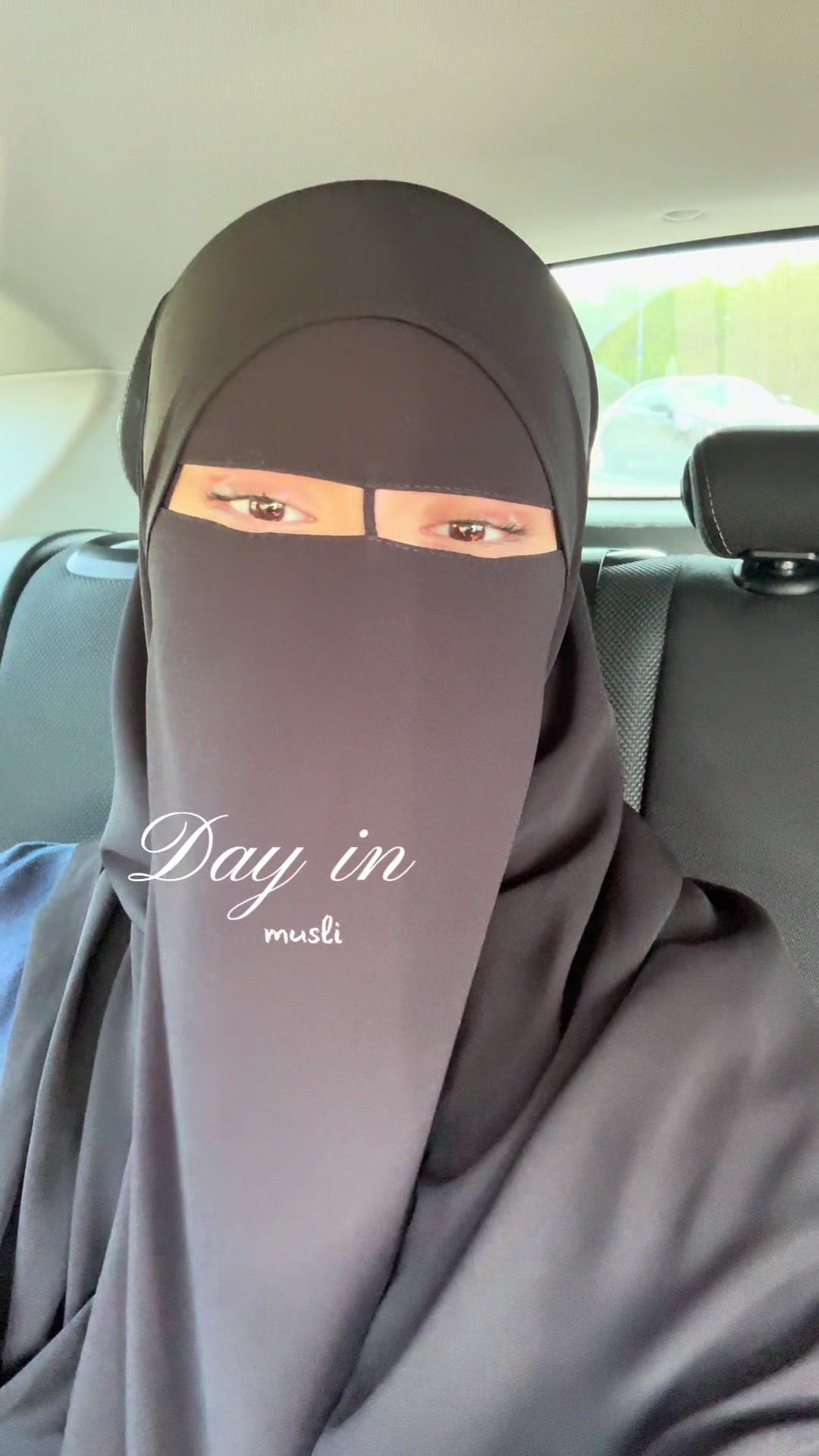 @بنت جلال