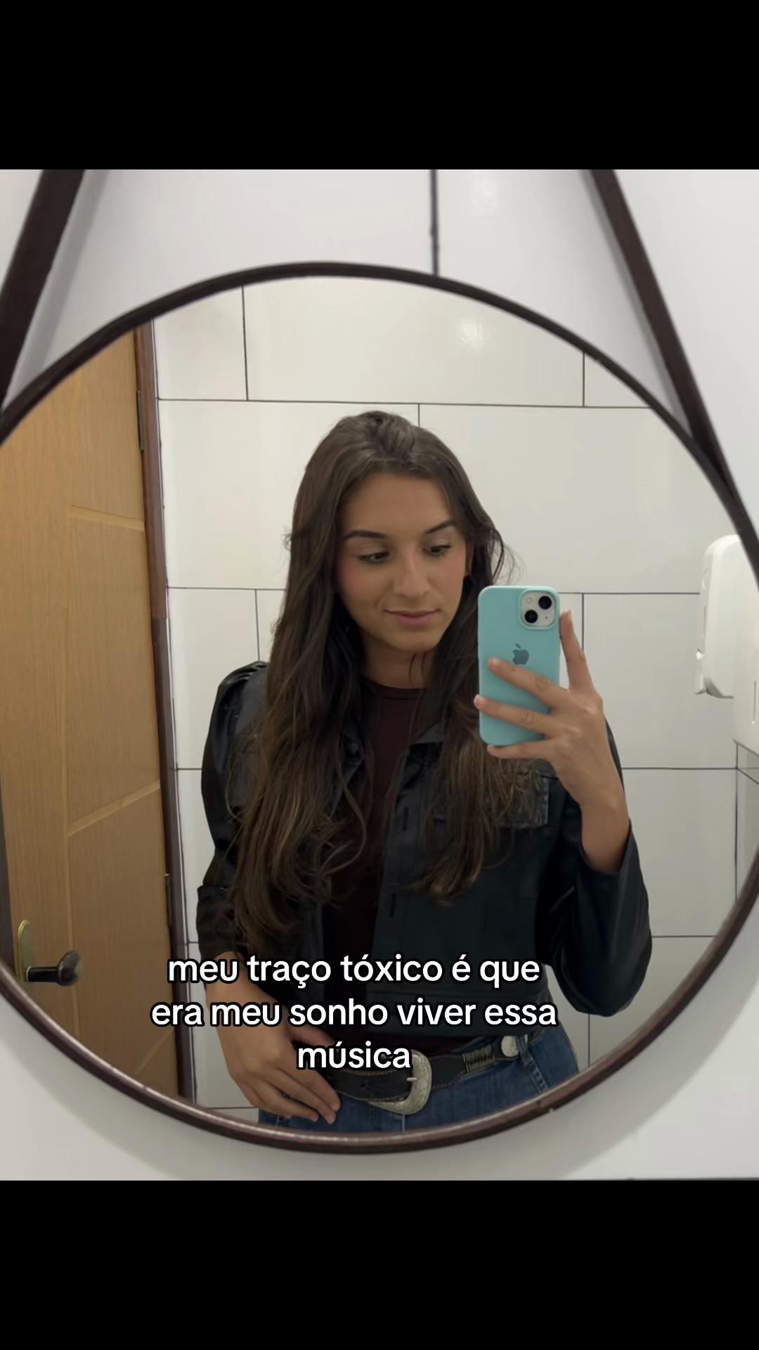 @Layla Alves